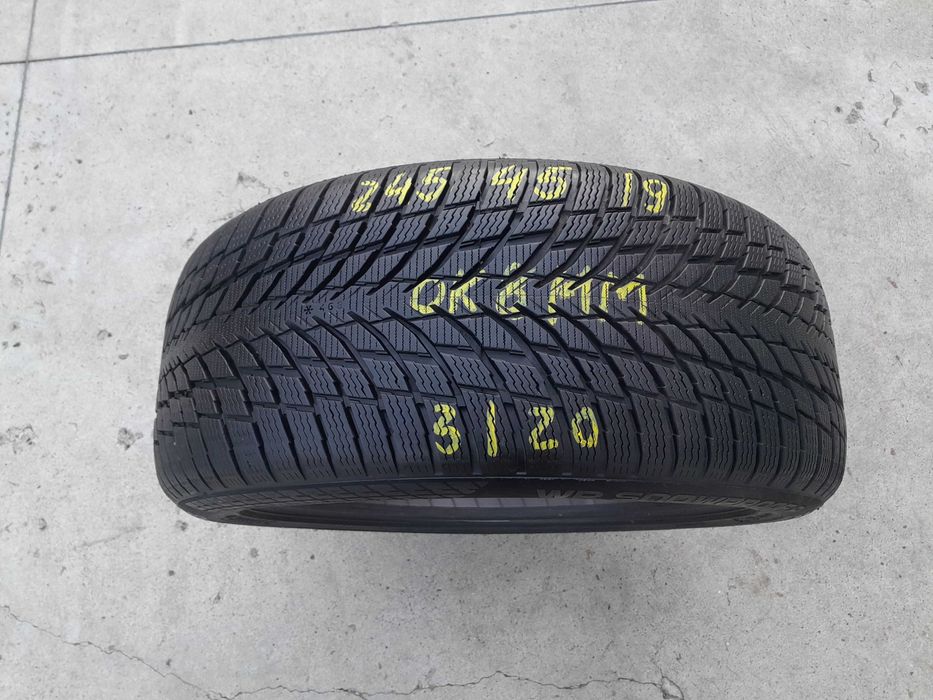 O anvelopa de iarna 245 45 19 nokian Wr snowproof profil 8 mm