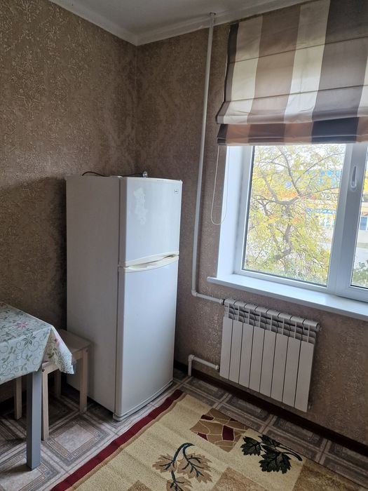 Сдам   1   ком.  квартиру   .