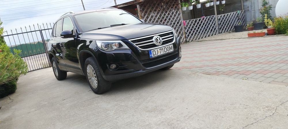 VW Tiguan 2009 | 2.0 Diesel | 4x4 (4Motion) | Lumini Ambientale | 280.000 km