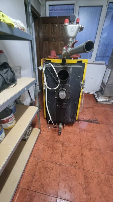 Centrala pe lemne cu gazeificare Junkers K32-1 de 33 kW stare perfecta