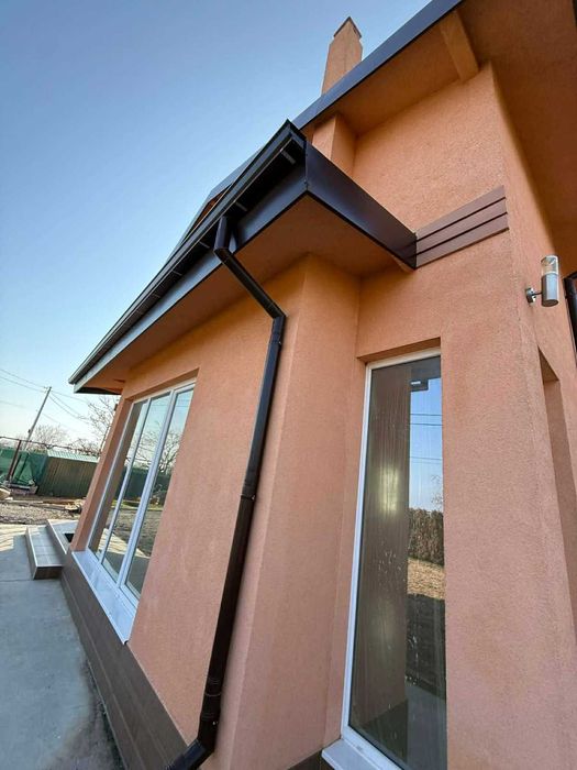 Двуетажна къща в близост до Варна