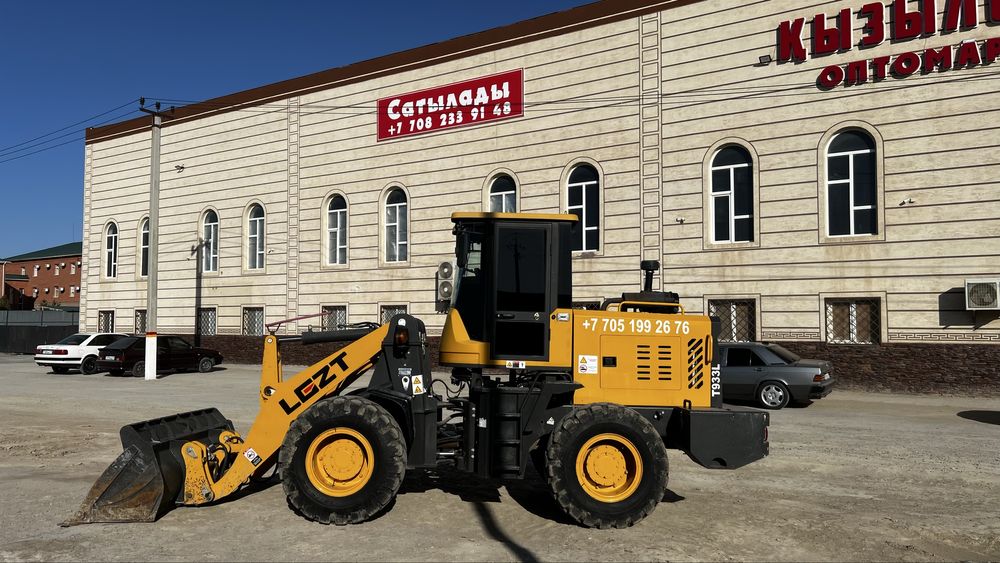 Погрузчик фронтальный