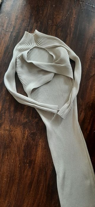 Продам платья и сарафан