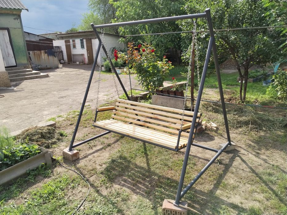 Продам садовые качели