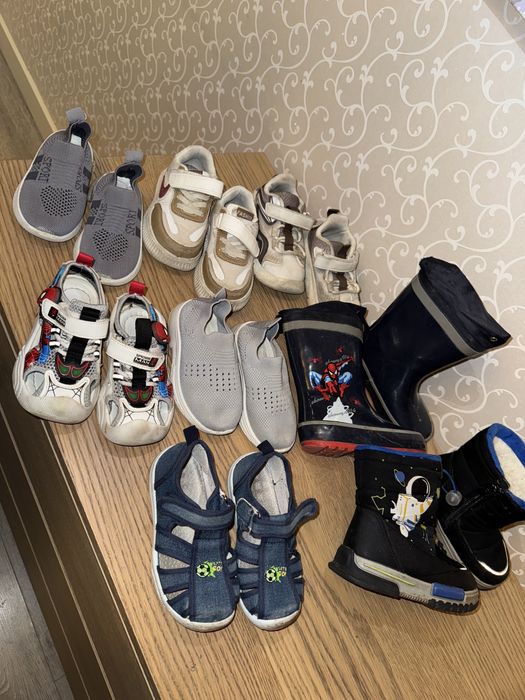 Детская обувь / пакет обуви за 5000 тг