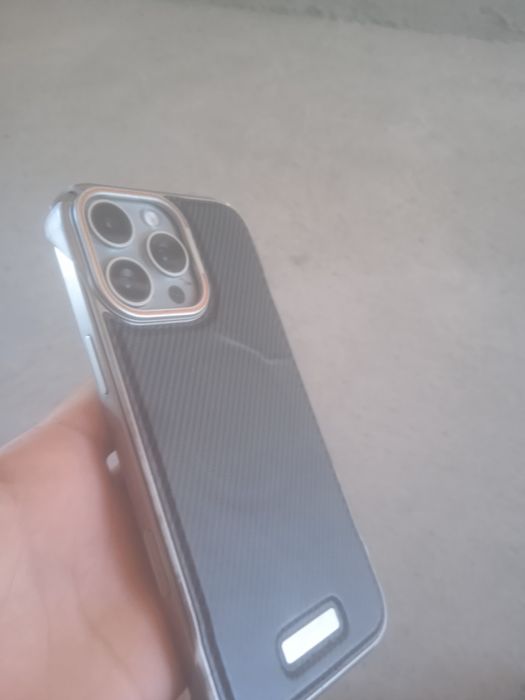 iPhone 16 pro max luxcopy aybi ekrani singan orqasi singan