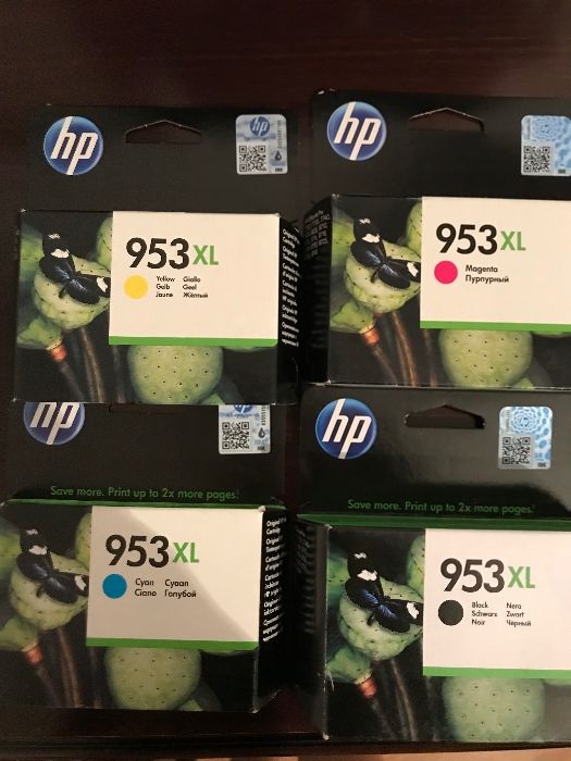 Vand set cartuse hp 953 XL ( negru,rosu, galben,albastru).Pret 570 lei
