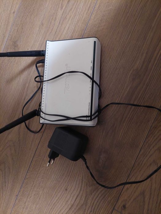 Рутер 25лв Tenda