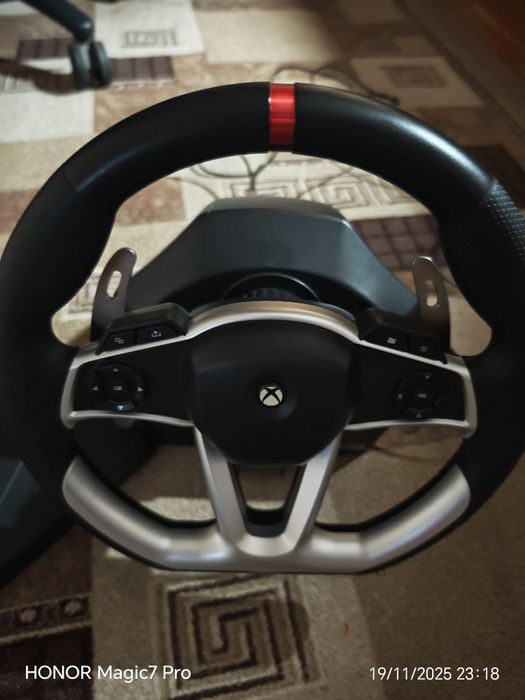 Игровой руль HORI