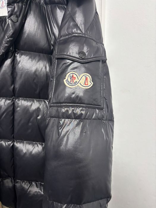 Vand Geaca Moncler marimea M