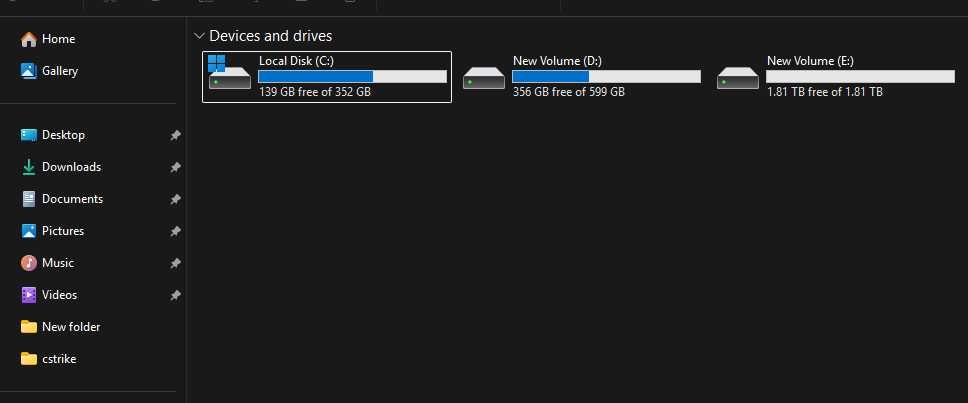 Натолен компютър Ryzen 7 5800x, 3060TI, 32gb ram, 1Tb hdd, 1Tb SSD.