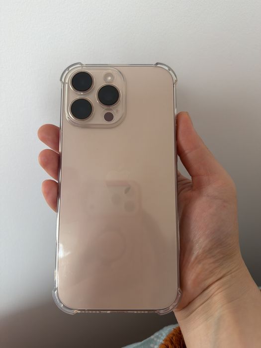 Phone 16 pro max