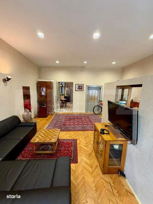 Apartament 2 camere, 71 mp, tavan inalt 3,30 m, garaj, Centru — fotografia 3