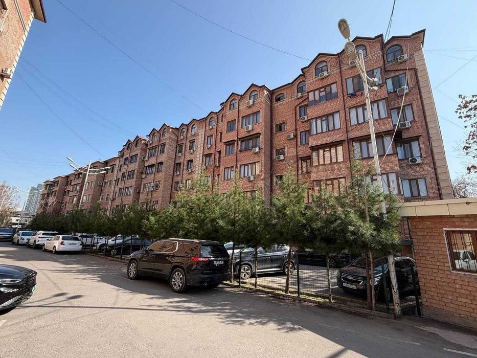 4/4/6 квартира на Мирабад в Ул Нукус