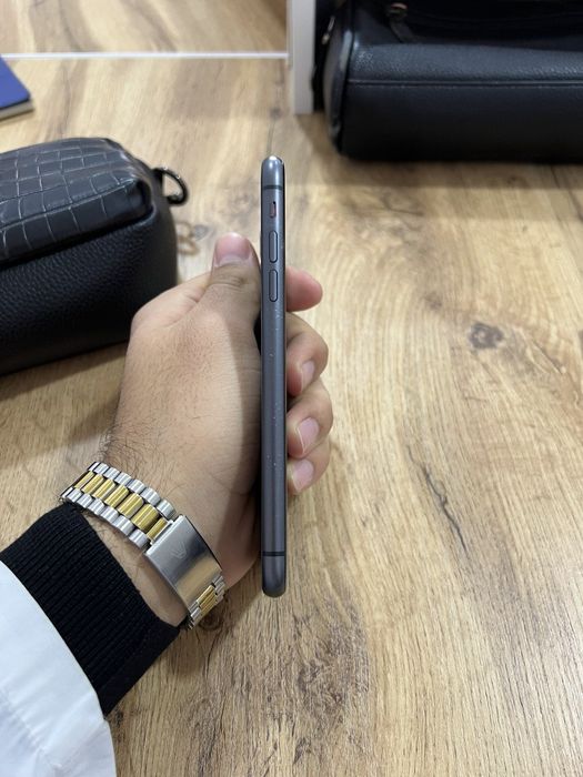 Iphone 11 128 gb srocna sotladi