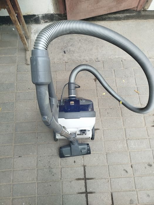 Продам пылесос Thomas TWIN T2