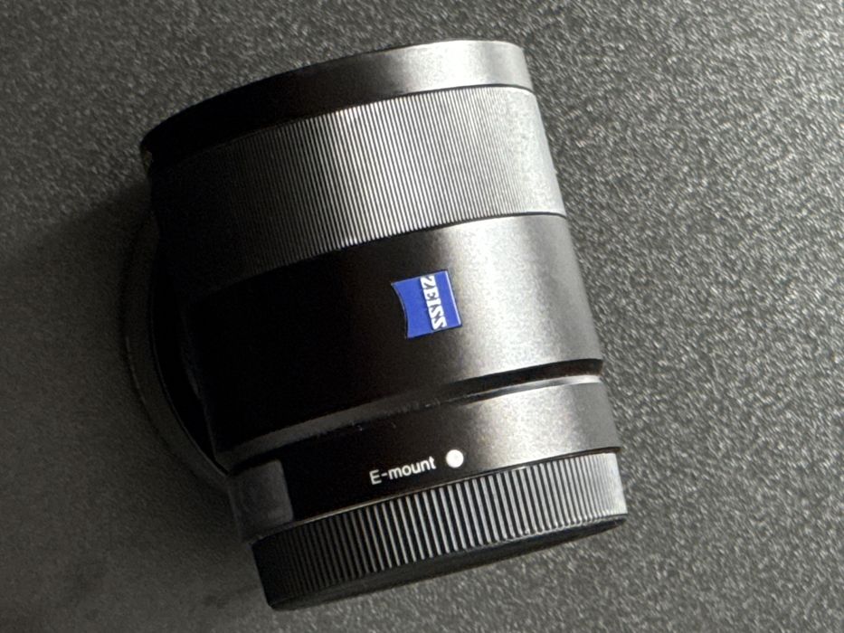Sony 24 mm F1.8 Sonnar T*