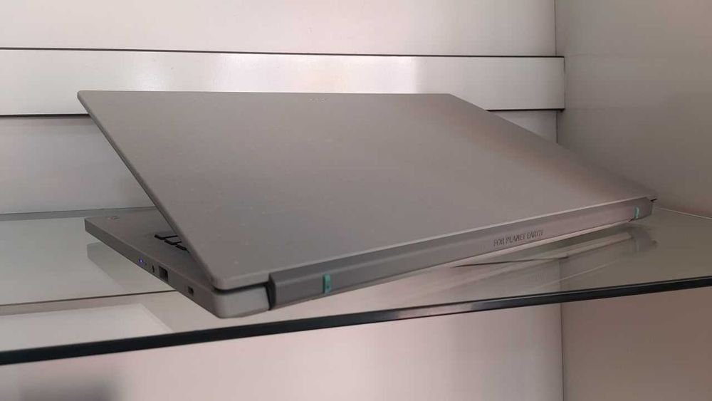 Acer Vero 15.6 FHD i5-1335U 8/256gb (yangidek)
