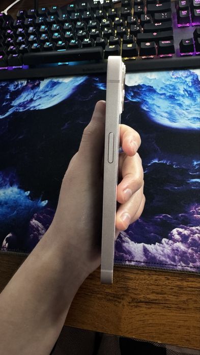 Продам Iphone 13 ТОРГА НЕТ!