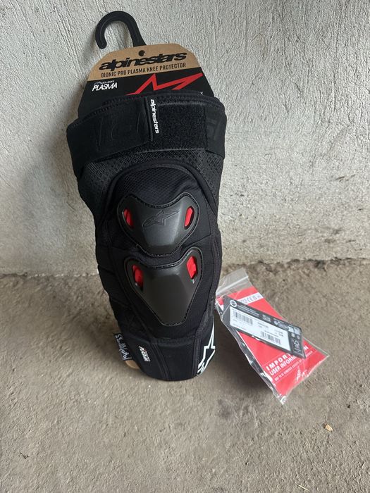 Наколенки Alpinestars