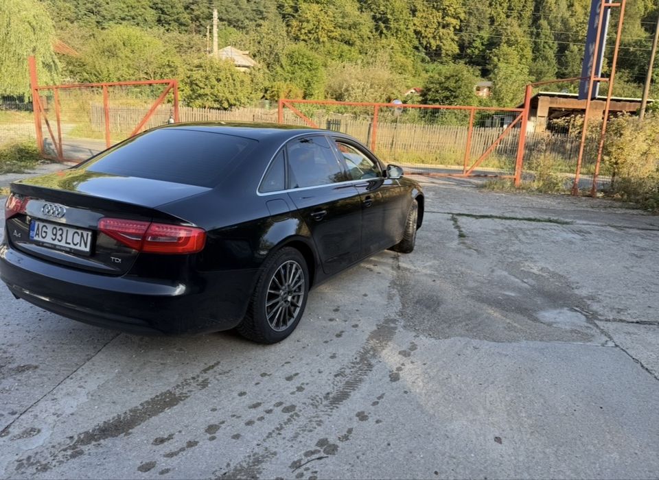 AUDI A4 2013 — imagine 2