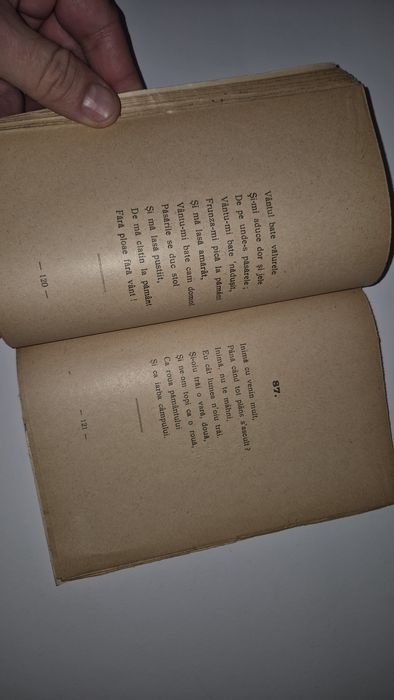 Carte veche 1922 Cele mai frumoase Doine