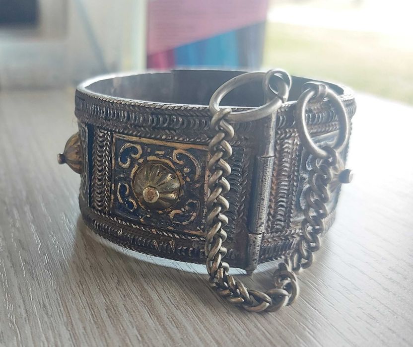 Антична етнографска племенна сребърна гривна произход Мароко