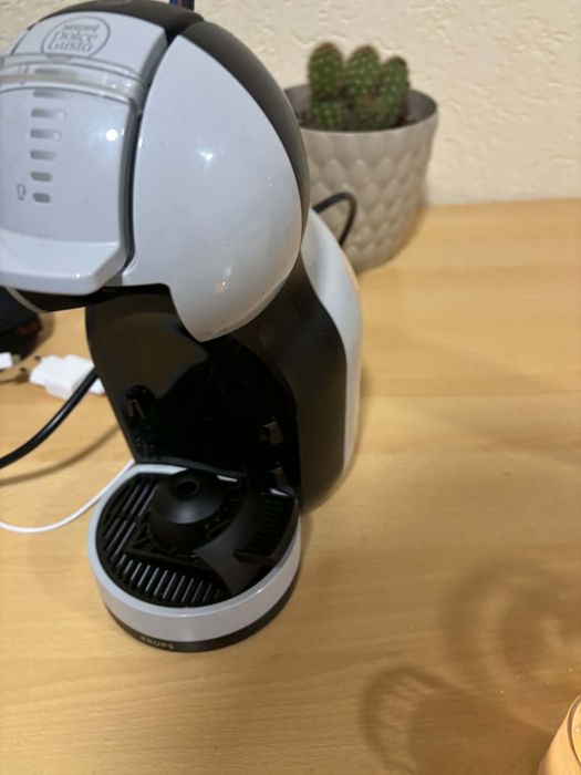 Dolce Gusto  кафе машина