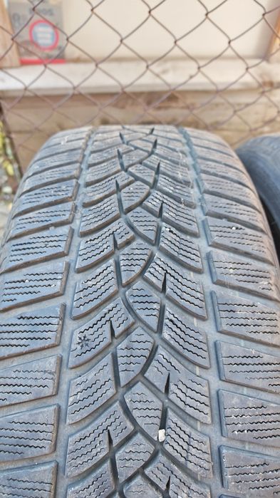 225 45 19 good year ultra grip performance +