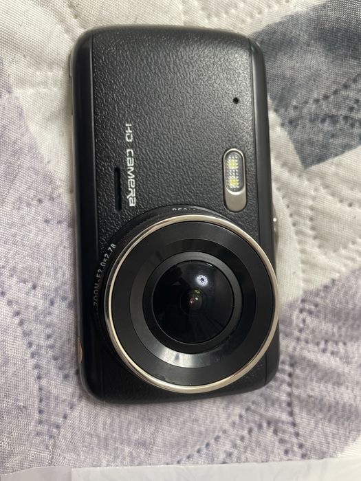 Продаю видеорегистратор новый