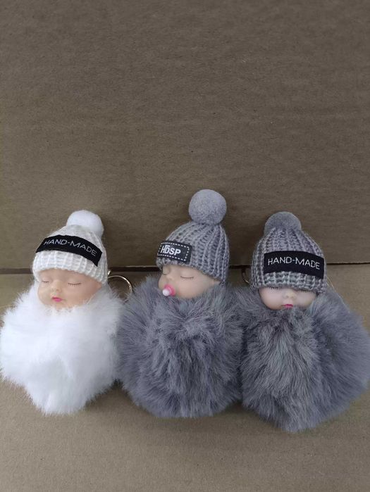 Брелок-подвеска на девичью сумку в виде пупса