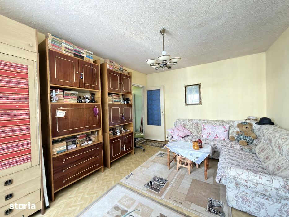 Apartament 3 camere, 47 mp utili, etaj 2 - zona Dacia — fotografia 1