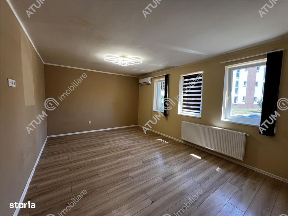 Spatiu comercial de 2 camere cu 2 bai 3 locuri de parcare zona Lazaret