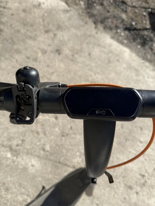 Scooter NineBot E2 Pro Negru  Dau Cu Bateria