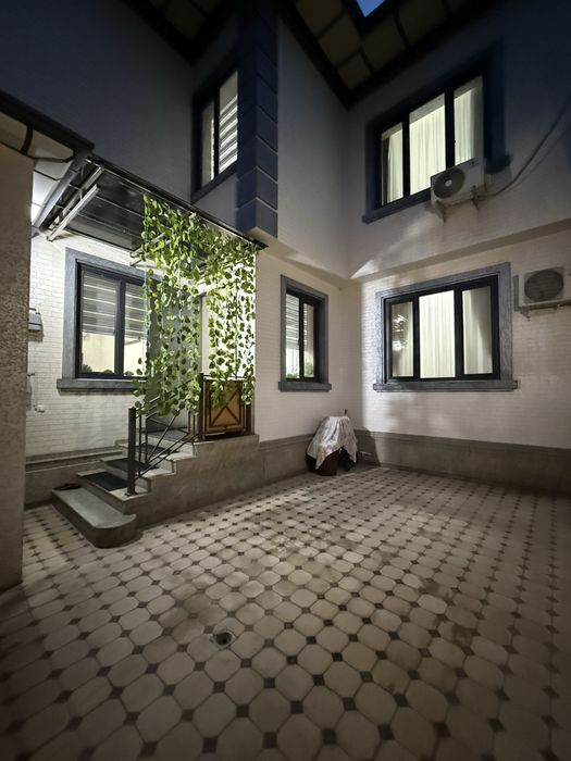 Продается дом. 6 комнат. Ор-р Военный госпиталь. Построено 5 лет назад