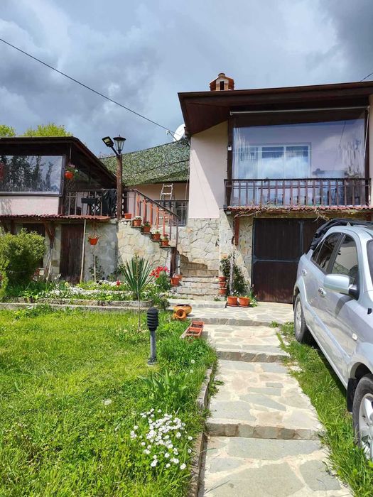 Продава къща в с. Негушево