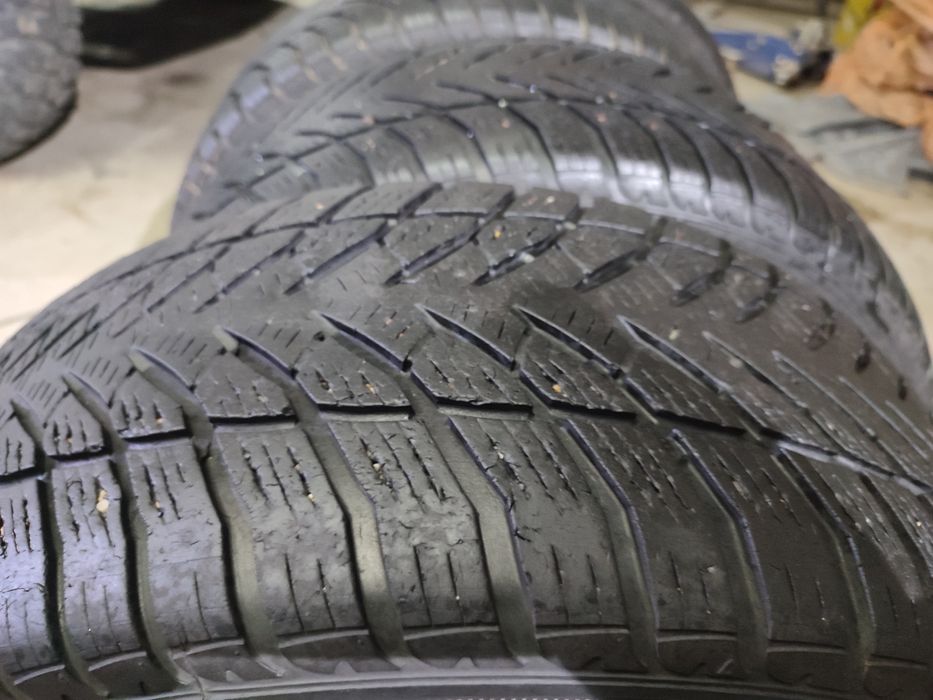 Продам резину 225/55/16