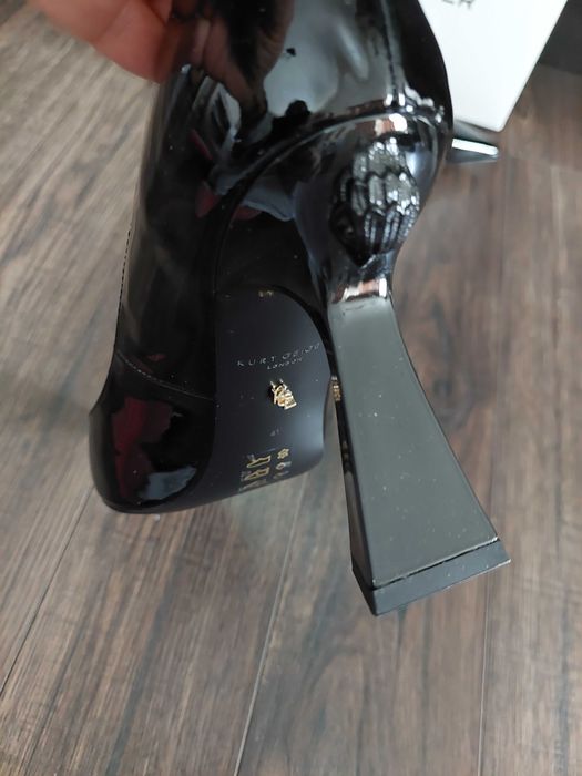 Официални дамски обувки  Kurt Geiger