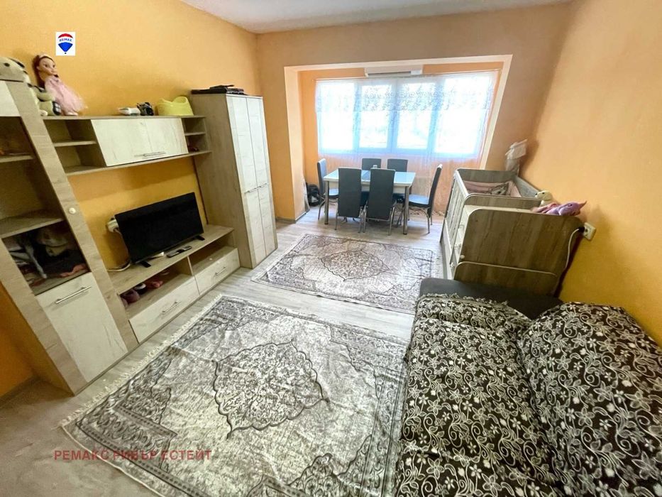 Продава се Тристаен апартамент в Русе, Здравец - 70 кв.м за 1623 €/кв.м - Снимка #11