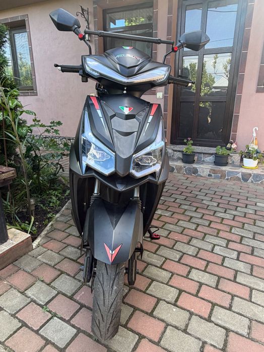 Vând scuter electric, 2000W, an 2026, viteza 25km/h/nu necesita permis de conducere