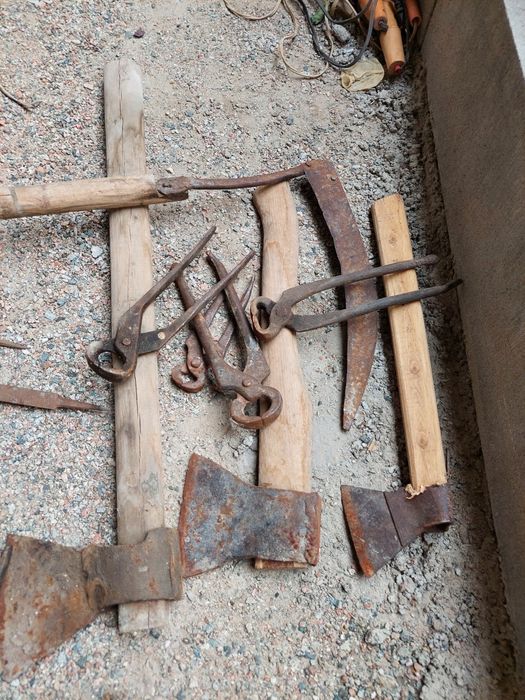 Продам советские лопаты,топоры