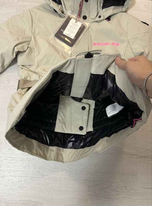 Geaca Moncler fabricata in Romania 2026