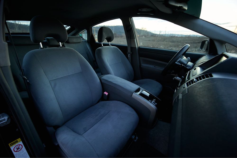 Toyota Prius Gen. 2, unic proprietar din 2013