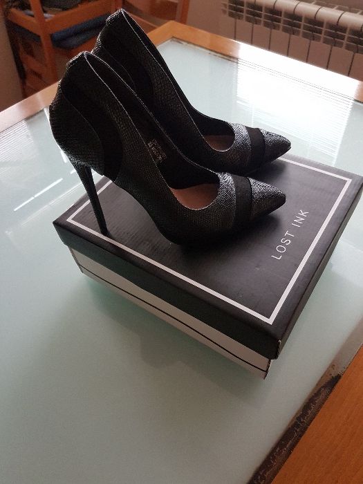 Елегантни дамски обувки LOST INK, номер 39. НОВИ!