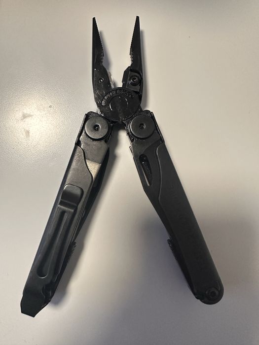 Multitool Leatherman wave+ made in USA