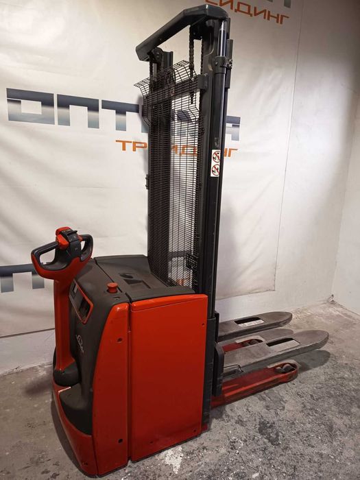 Електрическа палетна количка-стакер LINDE L16