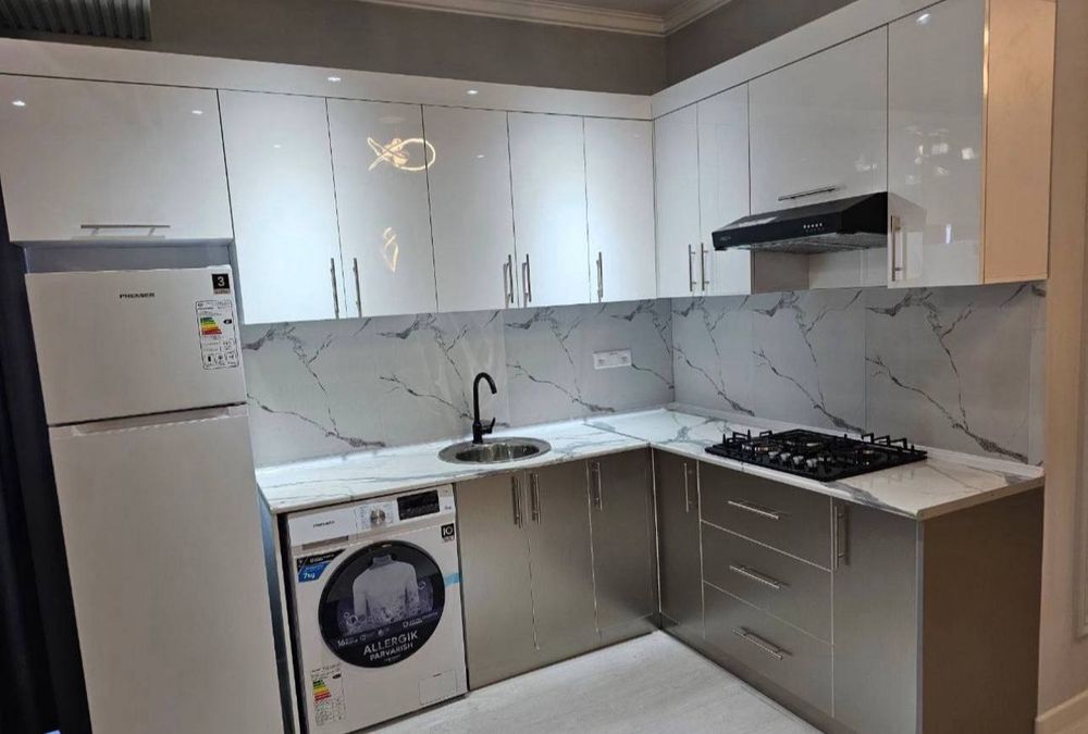 2-комнатная квартира за Фархадским базаром (кирпичный дом)