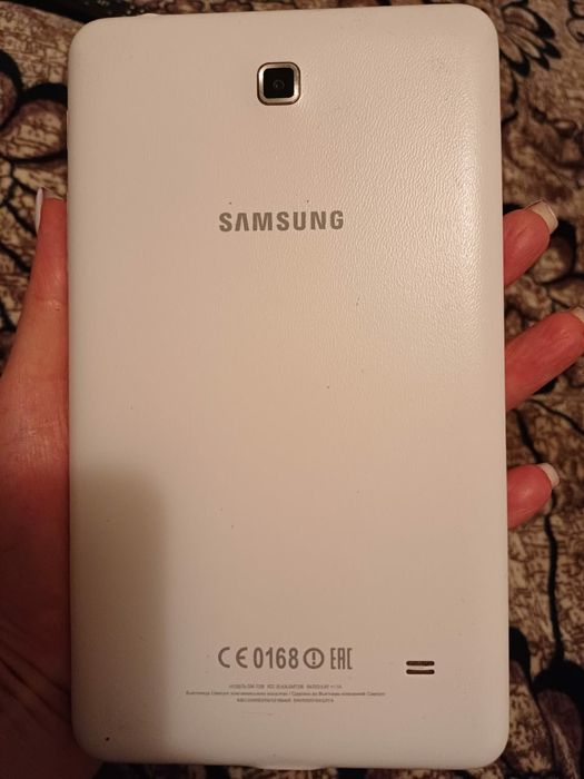 Планшет SM - T235