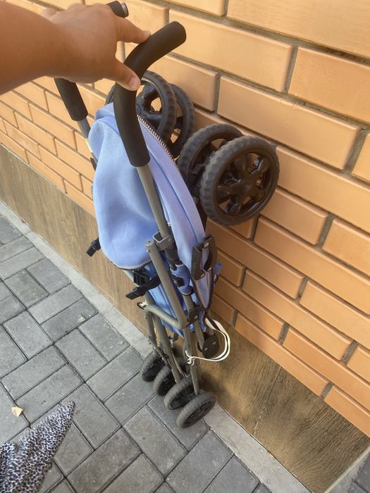 Коляска трость