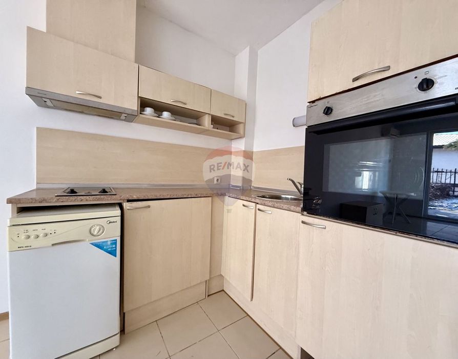 Продава се Тристаен апартамент в с. Рогачево, Област Добрич - 100 кв.м за 551 €/кв.м - Снимка #6